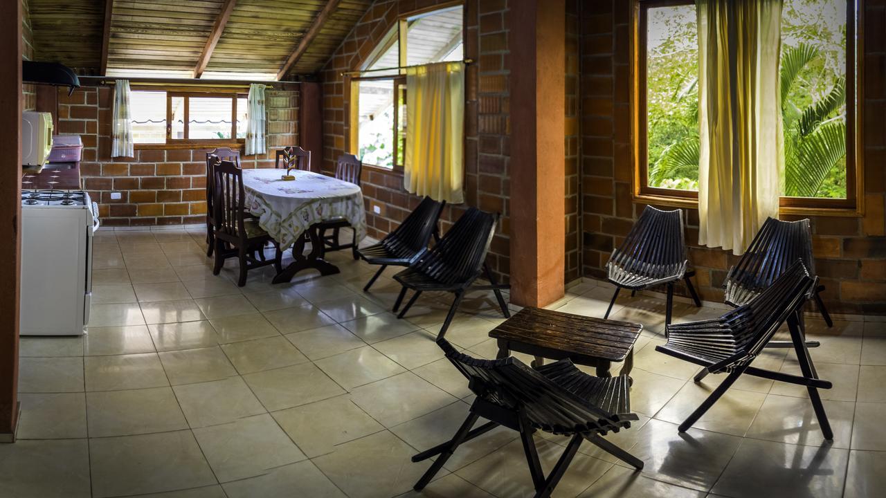 Hosteria Las Heliconias Tena Kültér fotó