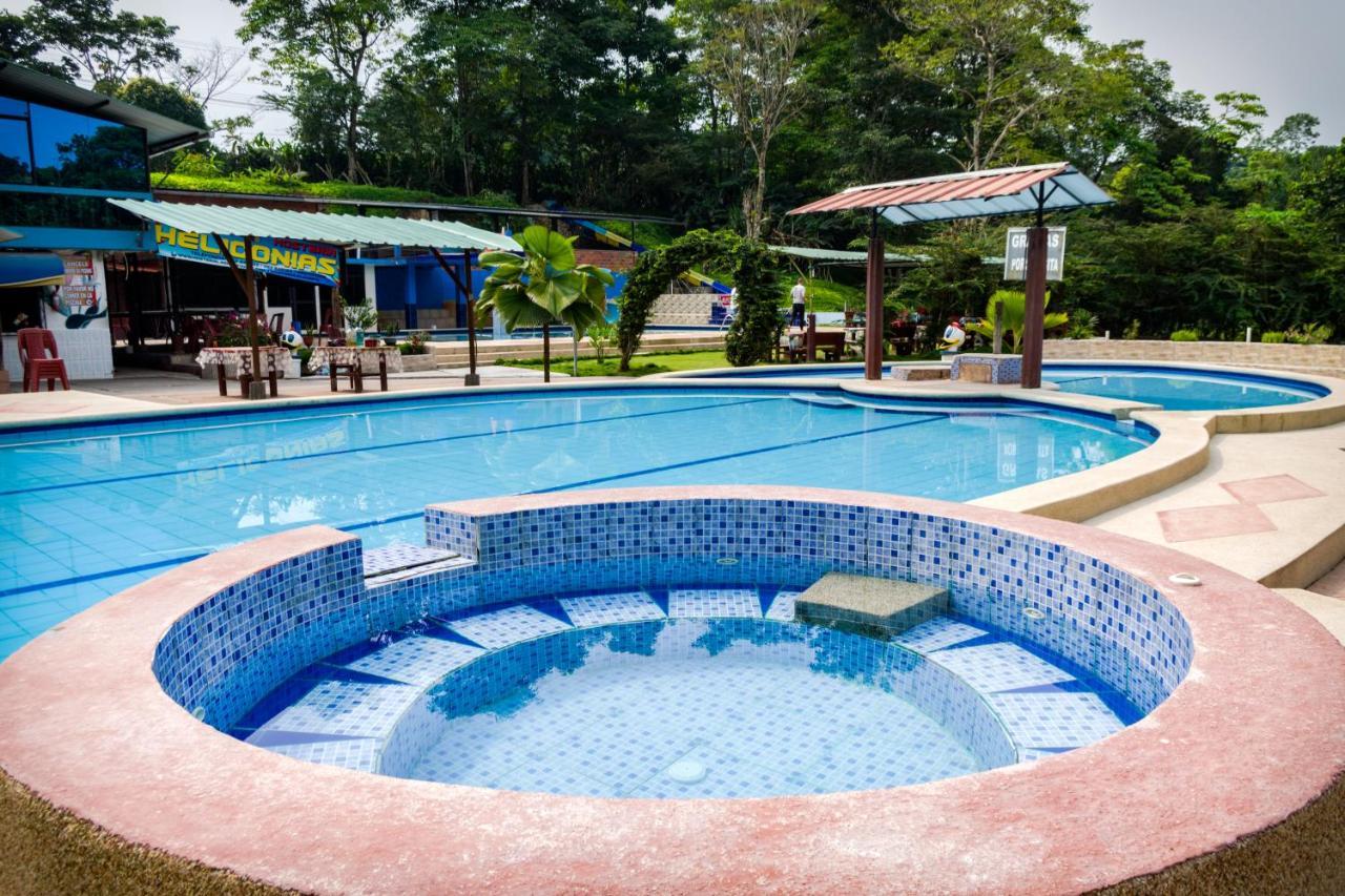 Hosteria Las Heliconias Tena Kültér fotó